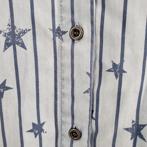 Jane + Delancey Blue Stars & Stripes Short Sleeve Button Down Top Size L - Picture 4 of 8
